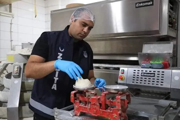 Aksaray Zabıta Ekiplerinden Gece Denetimi