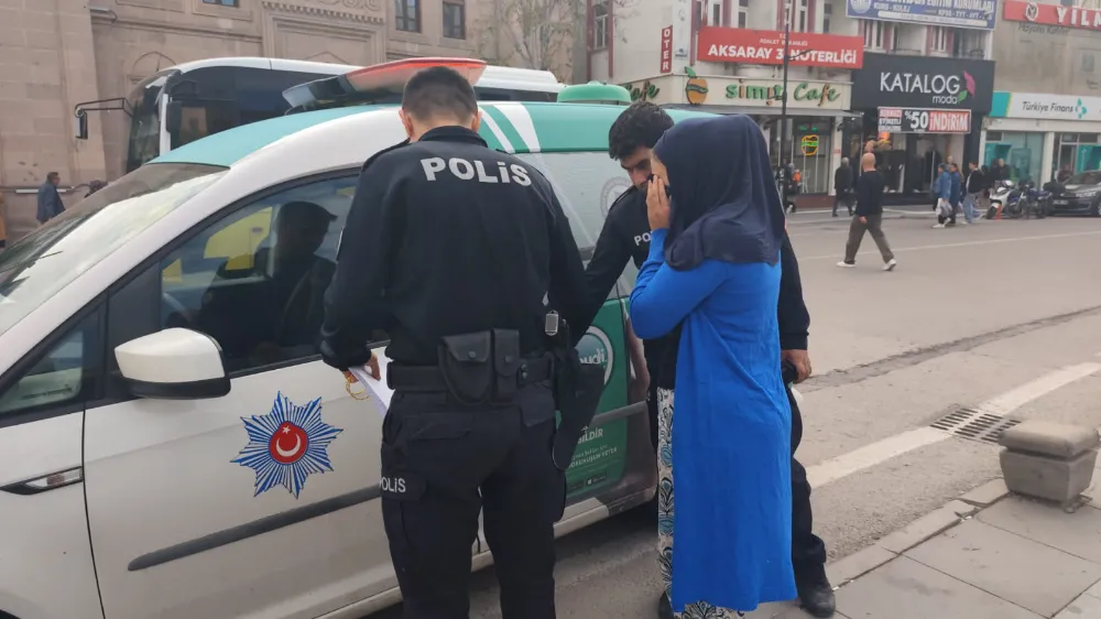 Aksaray’da Sahte Bilezik Operasyonu: Kadın Kuyumcuda Suçüstü Yakalandı
