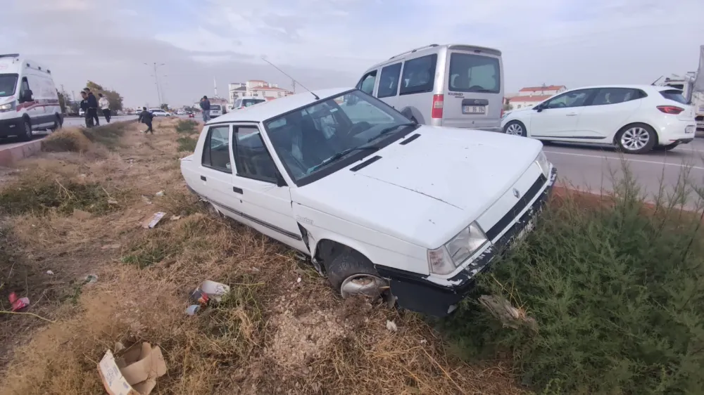 Aksaray’da Otomobil ile Bisiklet Çarpıştı: 2 Yaralı