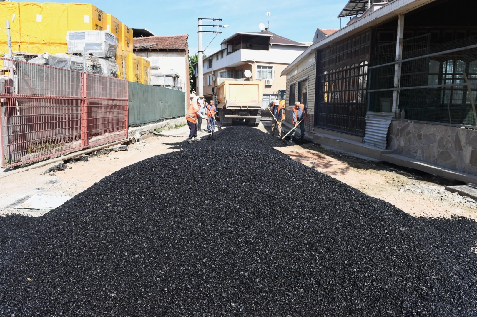 Bursa Osmangazi’de 9 ayda 29 bin ton asfalt yaması