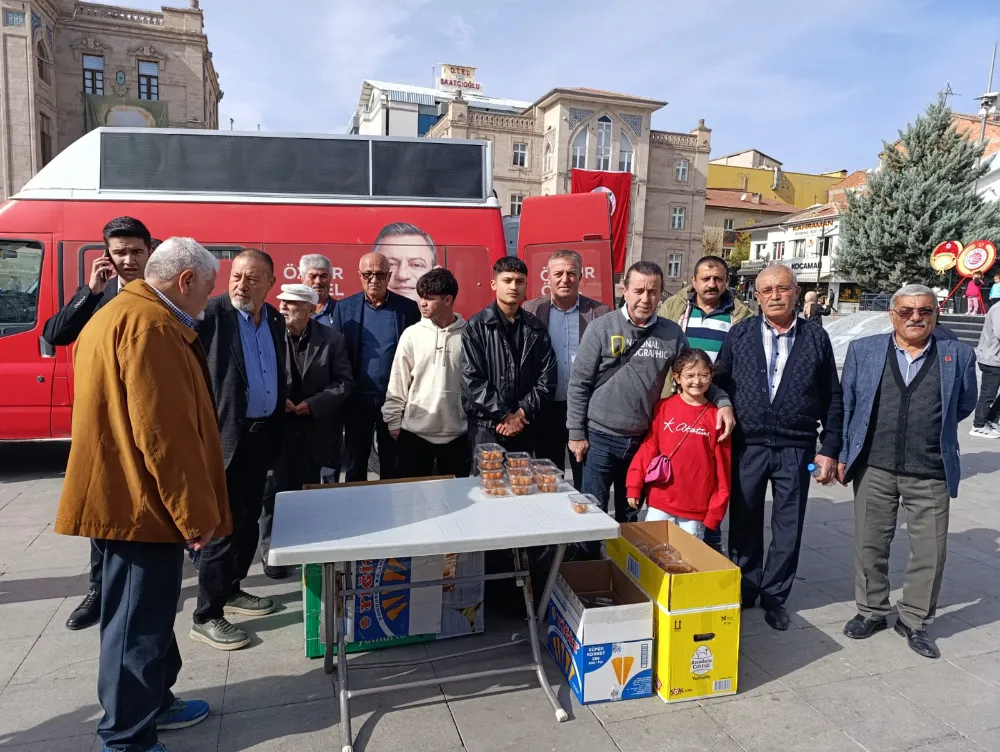 CHP’den 10 Kasım’da Anlamlı Etkinlik: Şehitler Meydanında Atatürk İçin Lokma İkramı