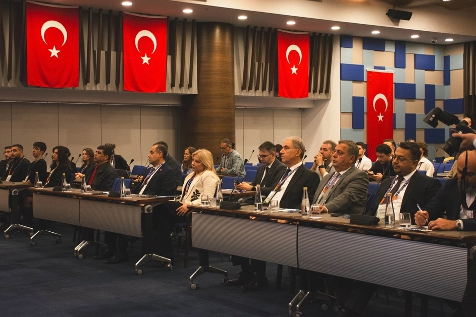 İzmir, deri sektörünü uluslararası ağırladı