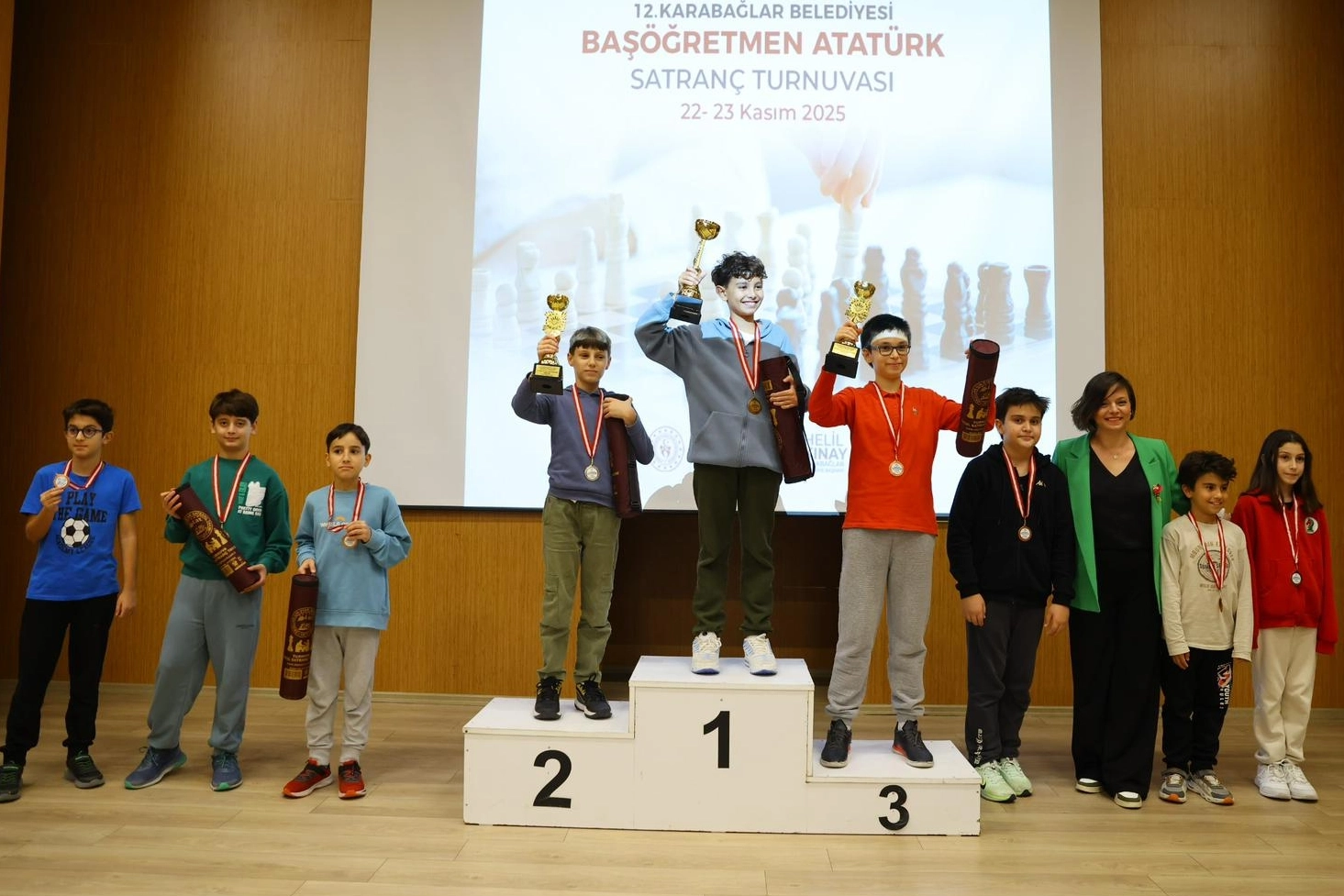 Geleceğin satranççıları Karabağlar