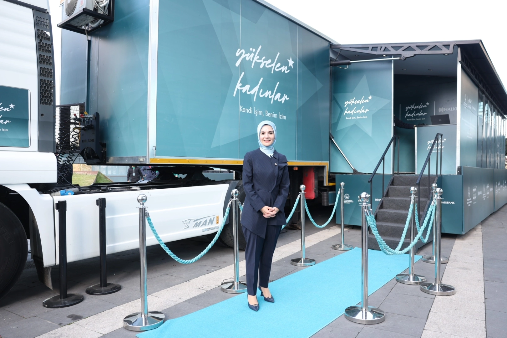 Kadın girişimcilerin yolu açılıyor... Eğitim tırı Türkiye