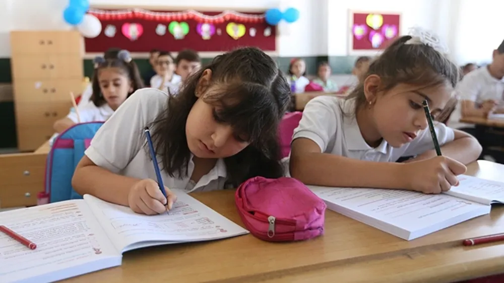 Yusuf Tekin açıkladı: Ara tatilin kaldırılma sinyali