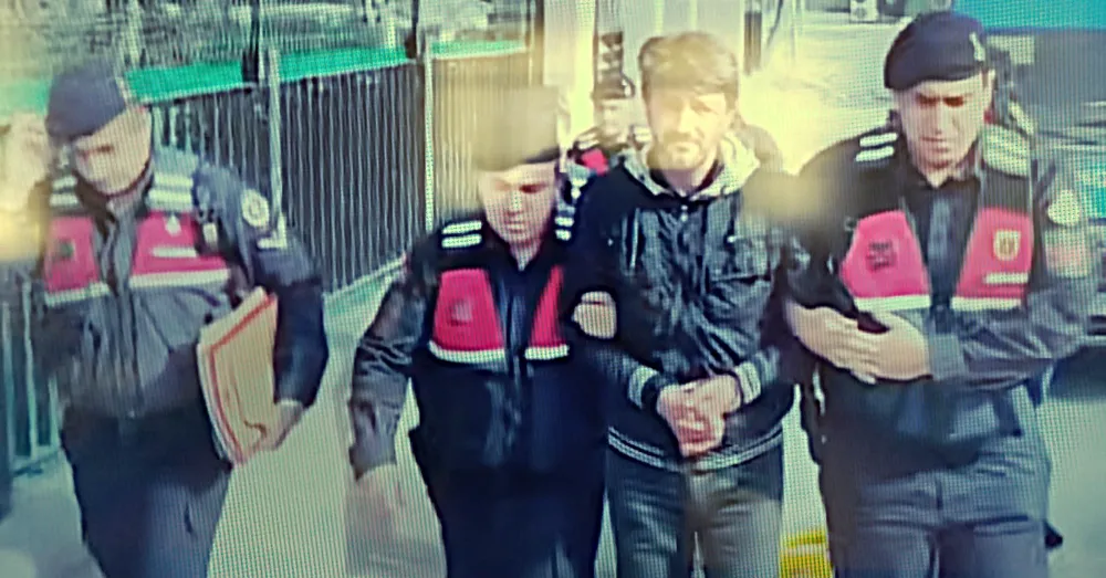 Aksaray’da jandarmadan zehir tacirlerine ağır darbe: 3 gözaltı, 1 tutuklama!