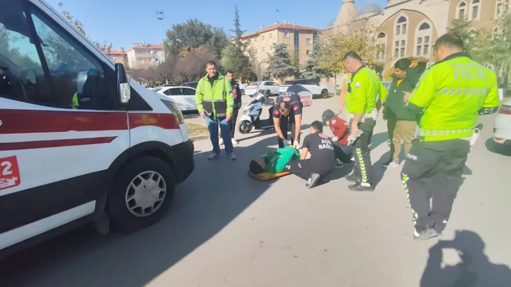 Seyir Halindeki Motosiklet Kontrolden Çıktı: 23 Yaşındaki Sürücü Yaralandı