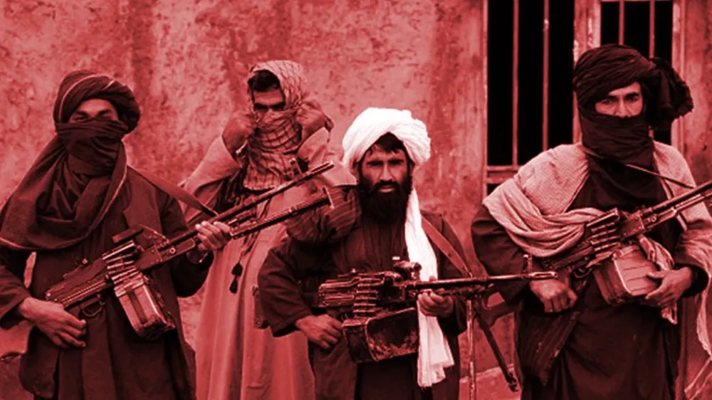 13 yaşında çocuğa tetiği çektirdiler: 80 bin kişi izledi