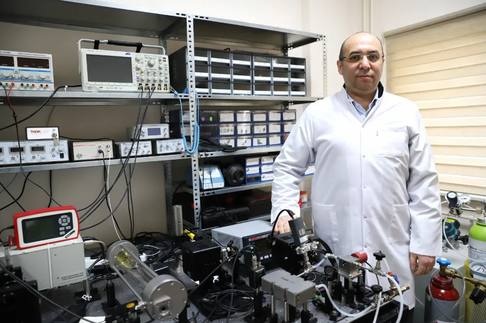 Prof. İsmail Bayraklı kuantum bilgisayarları araştıracak
