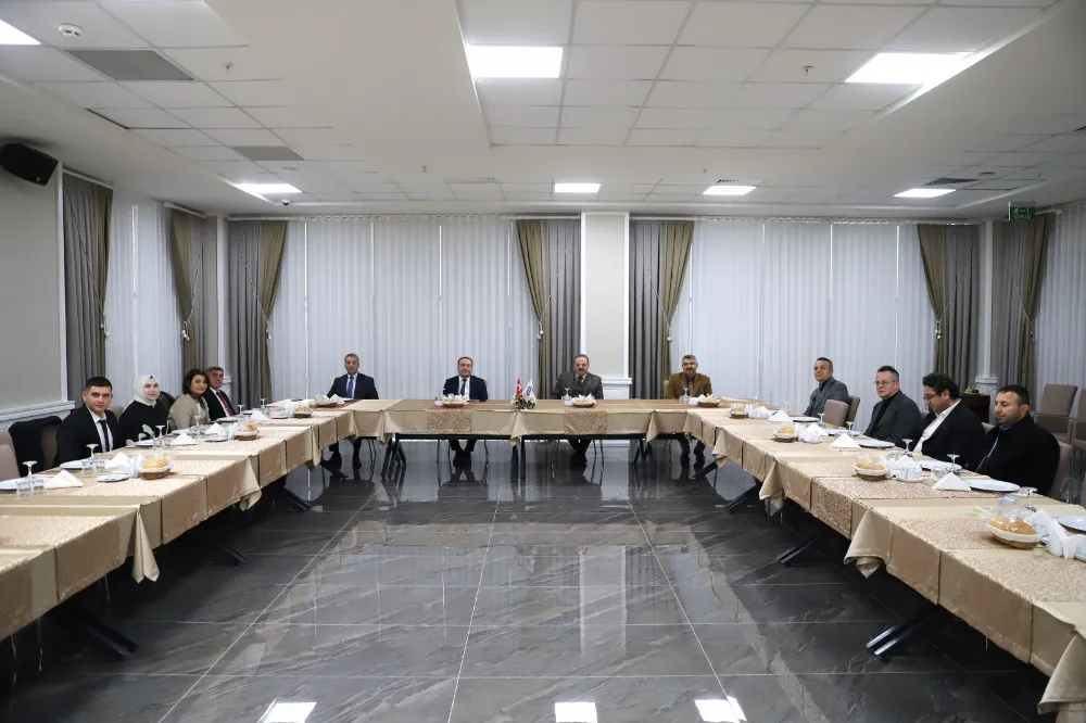 ASÜ Rektörü Arıbaş, Başarılı Akademisyenleri Kahvaltıda Ağırladı