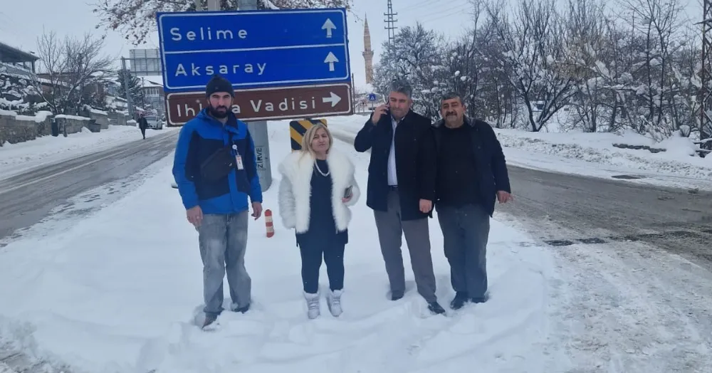 Ihlara’da Kar Yağışı Hayatı Olumsuz Etkiledi: Tur Otobüsü Mahsur Kaldı