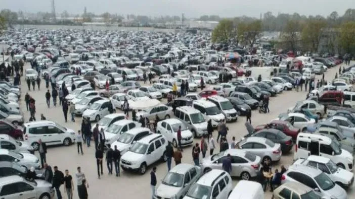 İkinci el araçlara bayram zammı geliyor. 
