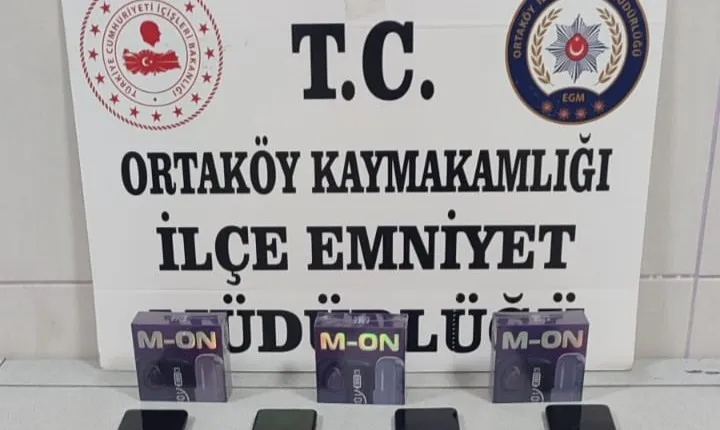 Ortaköy’de Kaçak Teknoloji Operasyonu: 2 Gözaltı, 15 Cihaz Ele Geçirildi