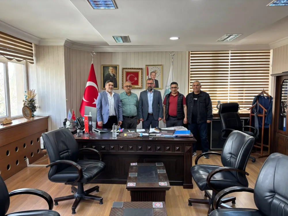 Sürücü Kursları Derneğinden Belediyeye Teşekkür Ziyareti