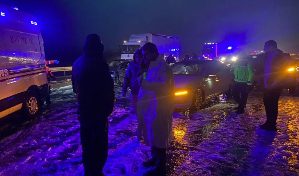  Ortaköy mevkiinde akşam saatlerinde zincirleme kaza