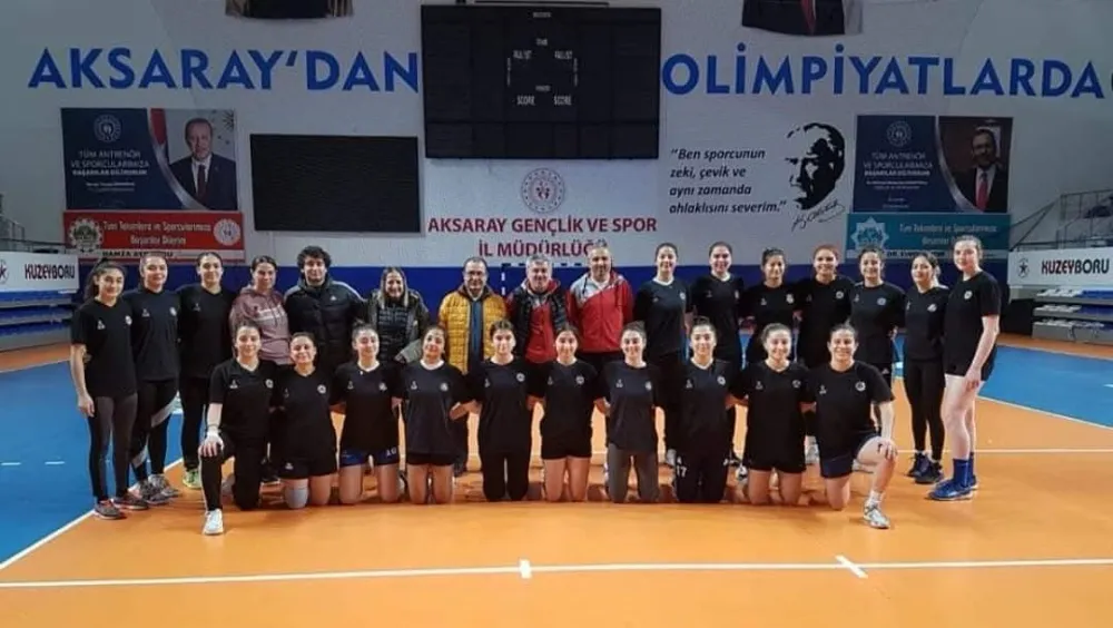 Rıfkı Karabatak’tan Hentbol Takımına Destek, Federasyona Sitem