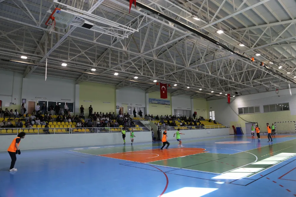 ASÜ Spor Şenlikleri Coşkuyla Başladı