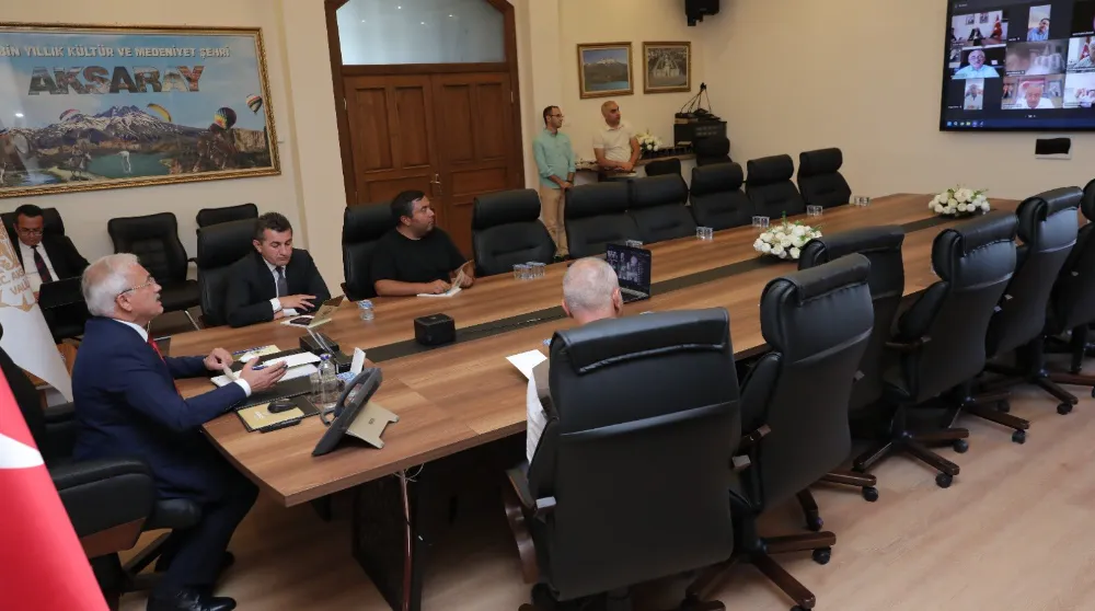 Vali Kumbuzoğlu’ndan Sokak Hayvanları İçin Acil Talimat