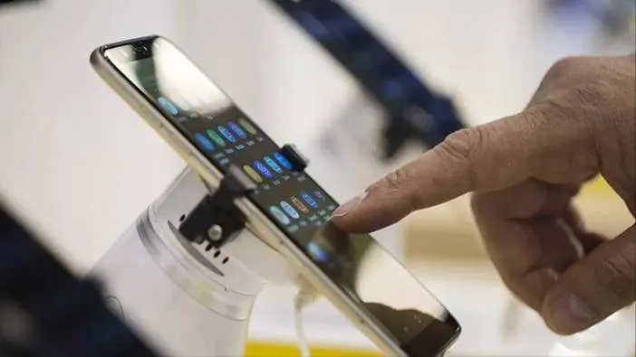 Ünlü telefon markası sessiz sedasız çekiliyor! 