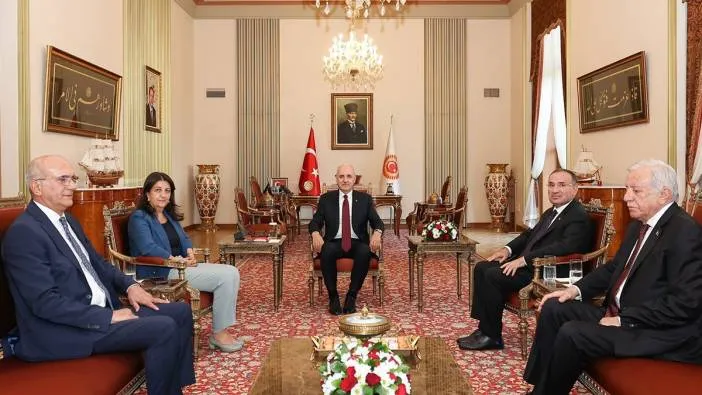 Kurtulmuş, TBMM Başkanvekillerini kabul etti