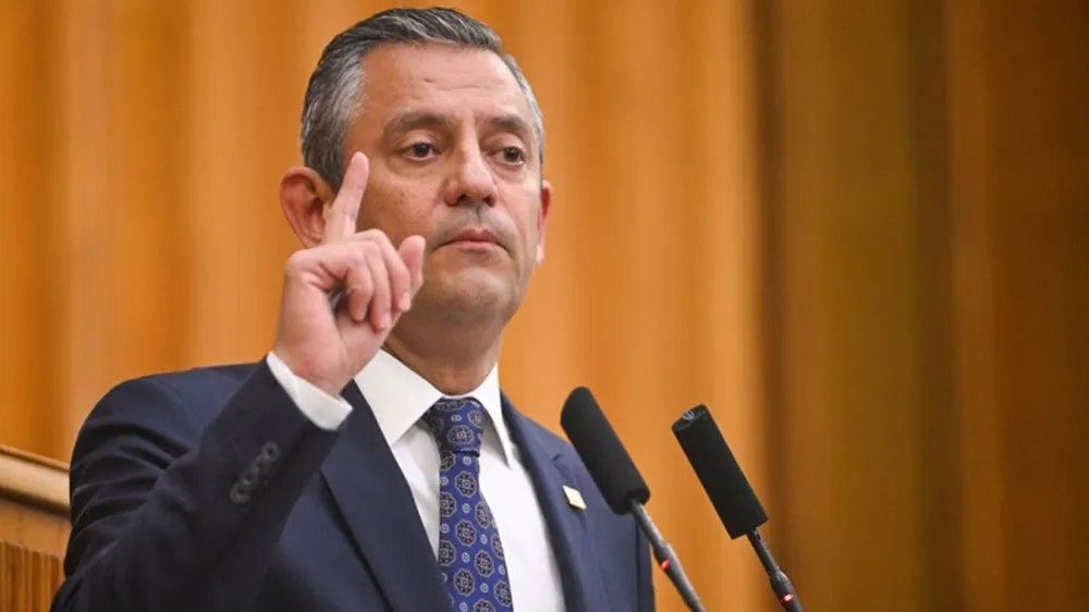Özgür Özel