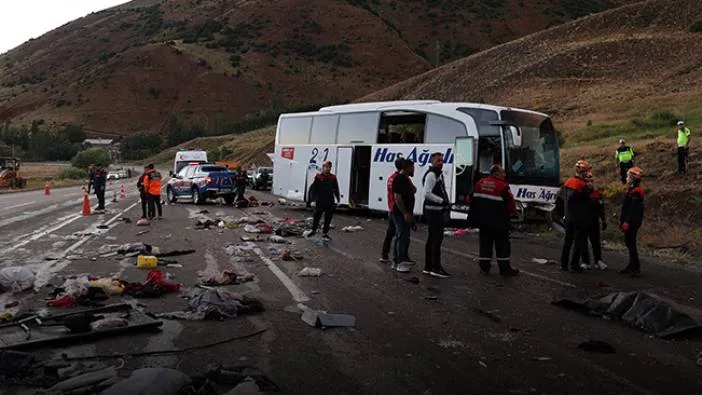 Sivas’ta kaza faciası! Ölü sayısı 4, yaralı sayısı 33 oldu