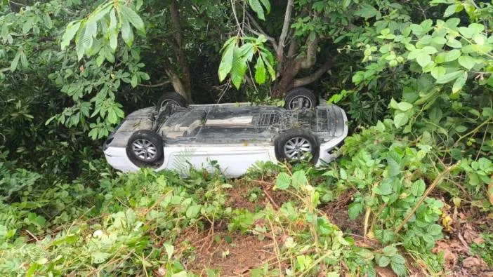 Giresun’da otomobil şarampole devrildi: 6 yaralı