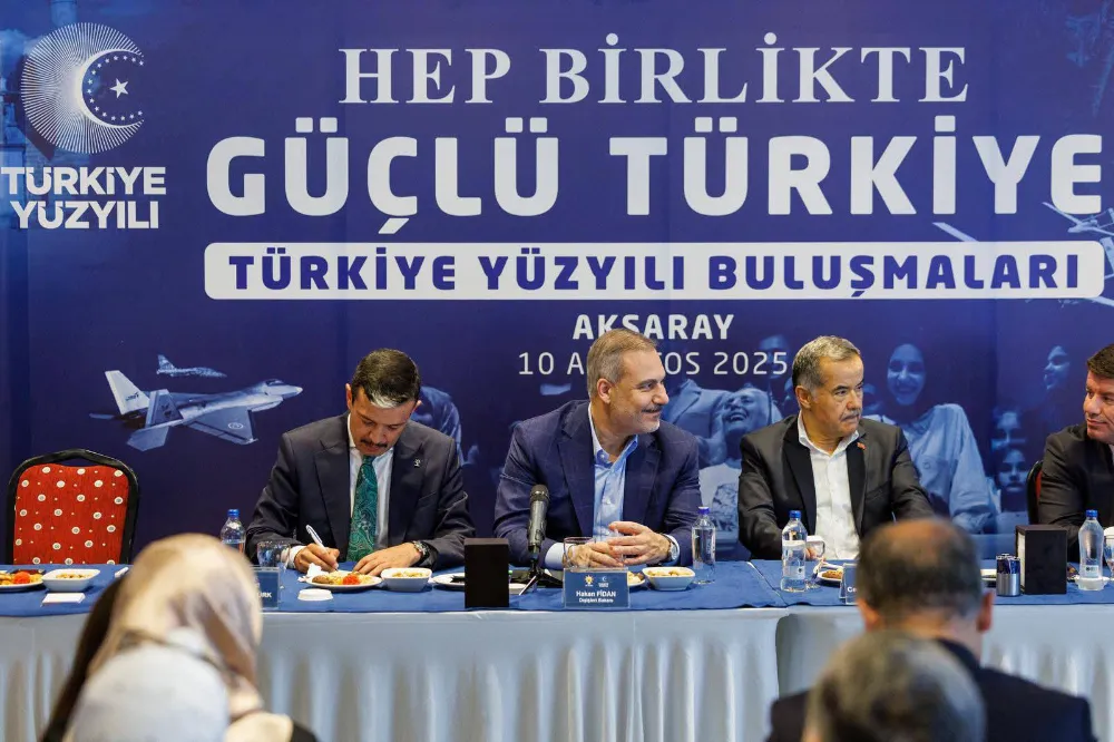 Aktürk: Talepleri Birinci Ağızdan Dinliyor, Çözüm Üretiyoruz