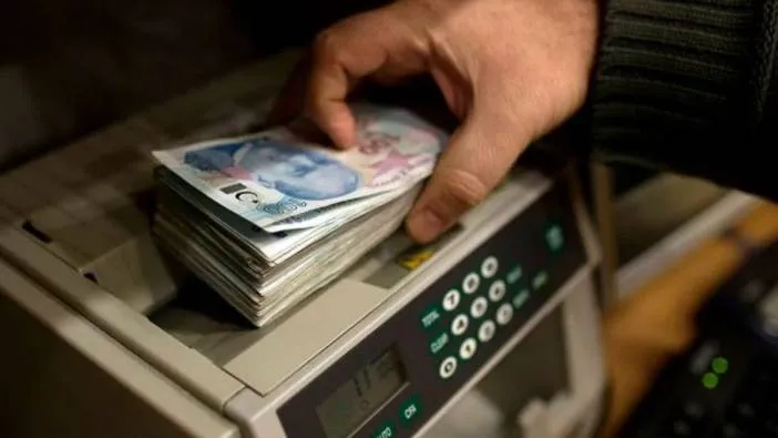 Vatandaşların ödediği vergiler faize gitti: Bütçe açığı 1 trilyon lirayı aştı