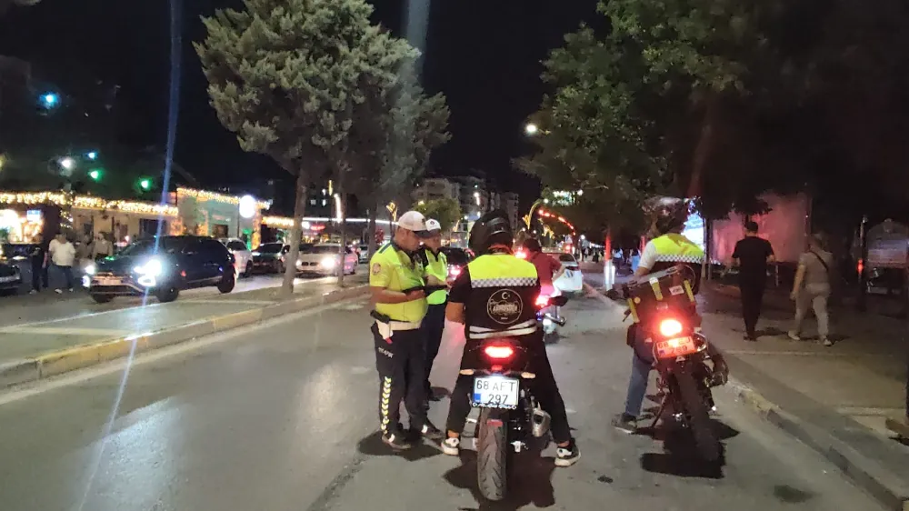Aksaray’da Gece Huzur Operasyonu: Kusurlu Sürücülere Geçit Yok