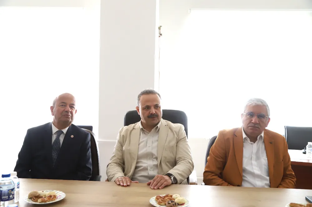 ASÜ’de Hedef: Tam Akreditasyon – Rektör Arıbaş: ‘El Birliğiyle Başarıya Ulaşacağız