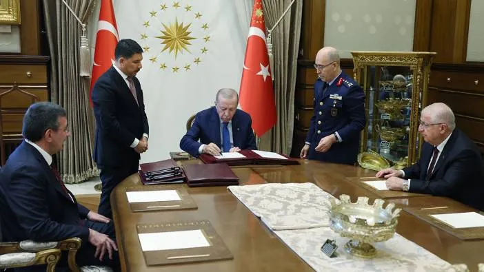 YAŞ kararları açıklandı! 
