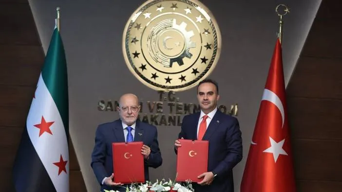 Bakan Kacır, Suriyeli mevkidaşı ile bir araya geldi