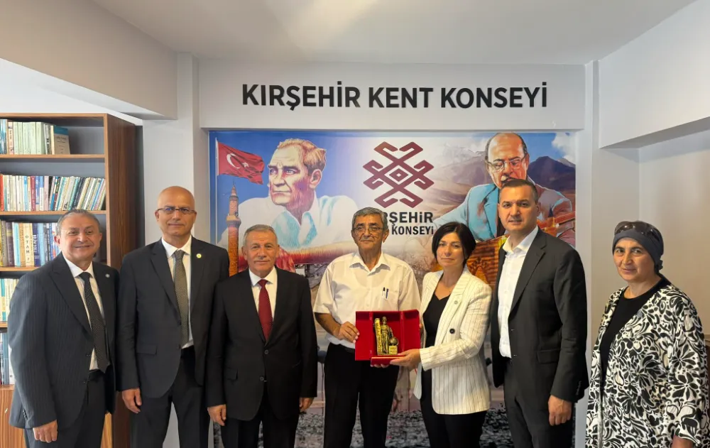 İYİ Parti’den Kırşehir Çıkarması: Sivil Toplum, Esnaf, Muhtarlar ve Basınla Buluşma