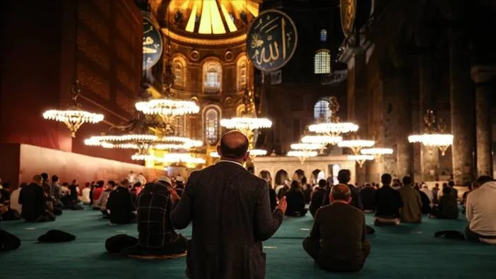 Mevlid Kandiliniz mübarek olsun! Kandinde ne yapılır? Mevlid Kandili nedir?